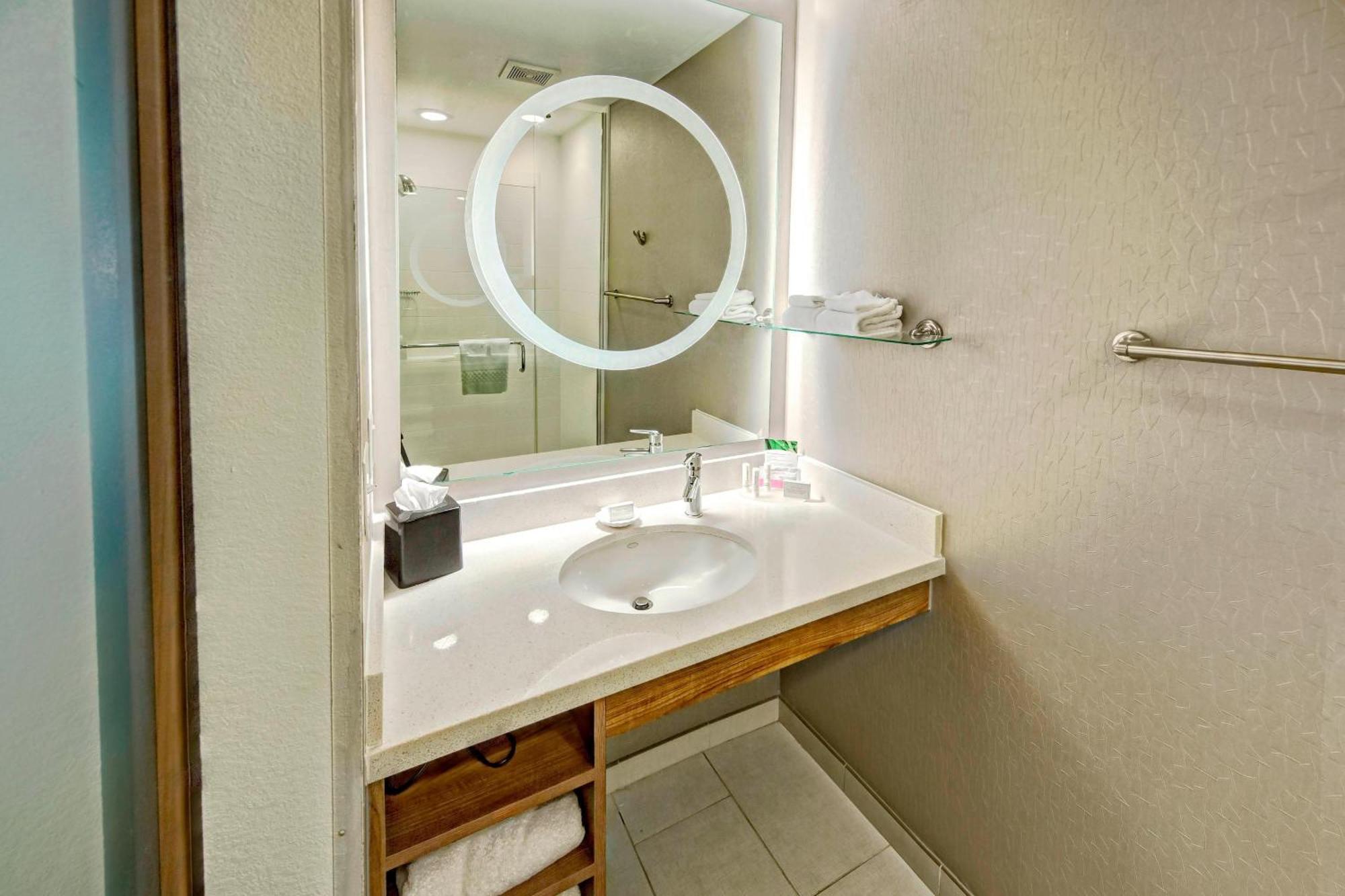 Springhill Suites By Marriott Oklahoma City Мур Екстериор снимка