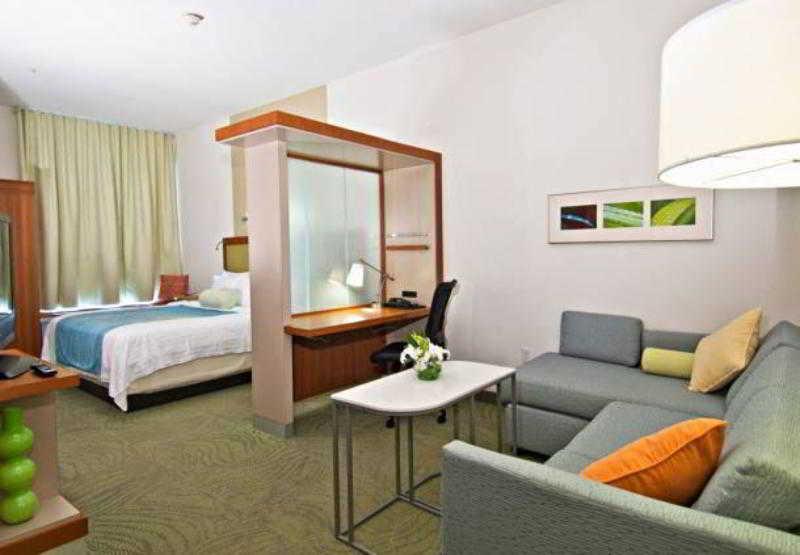 Springhill Suites By Marriott Oklahoma City Мур Екстериор снимка
